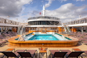 MyCruise Cunard Queen-Victoria Offentlige-arealer Pool-spa1