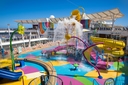 MyCruise Royal-Caribbean-Cruise-Line Symphony-of-the-Seas Offentlige-arealer Pool-spa1