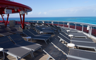 MyCruise Virgin-Voyages Scarlet-Lady Offentlige-arealer Pool-spa3