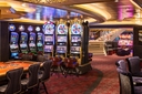 MyCruise Royal-Caribbean-Cruise-Line Quantum-of-the-Seas Offentlige-arealer Casino-butikker1