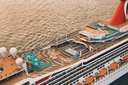 MyCruise Carnival Liberty Offentlige-arealer Pool-spa1