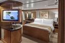 MyCruise Royal-Caribbean-Cruise-Line Explorer-of-the-Seas Kahytter Suite OS4