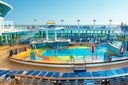 MyCruise Royal-Caribbean-Cruise-Line Brilliance-of-the-Seas Offentlige-arealer Pool-spa2