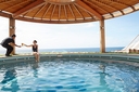 MyCruise Princess-Cruises DIAMOND Offentlige-arealer Pool-spa1