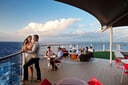 MyCruise-Celebrity-Cruises-Silhouette-Offentlige-arealer-Barer-lounger-atrium3