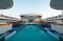 MyCruise Norwegian-Cruise-Line Dawn Offentlige-arealer Pool-spa1