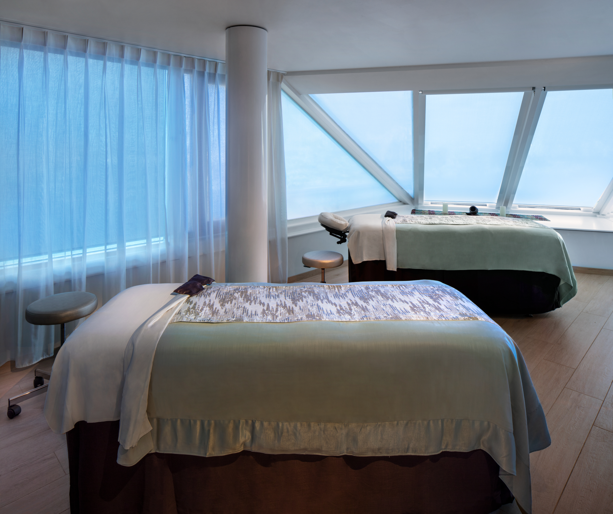 Celebrity Summit 7