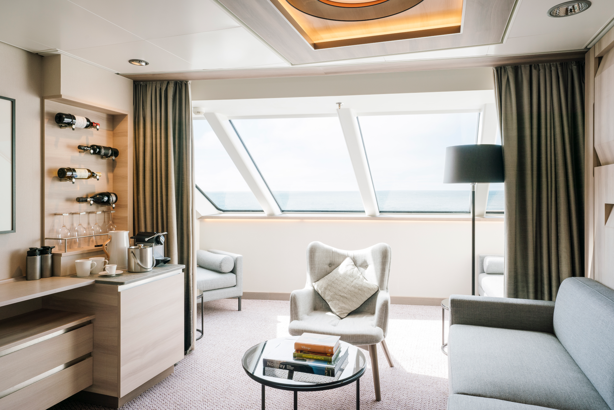 MS Roald Amundsen 60