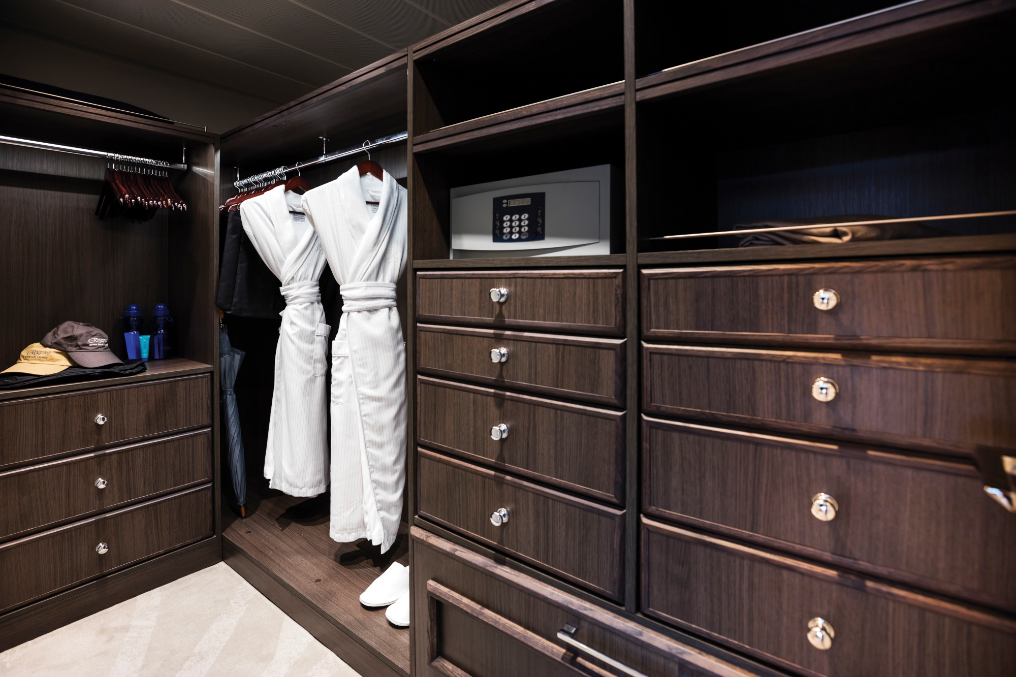 Seven Seas Explorer 37